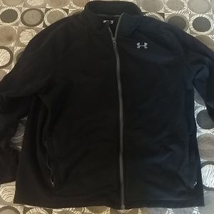 Under Armour Zip up